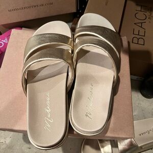 Matisse gold leather slippers for summer